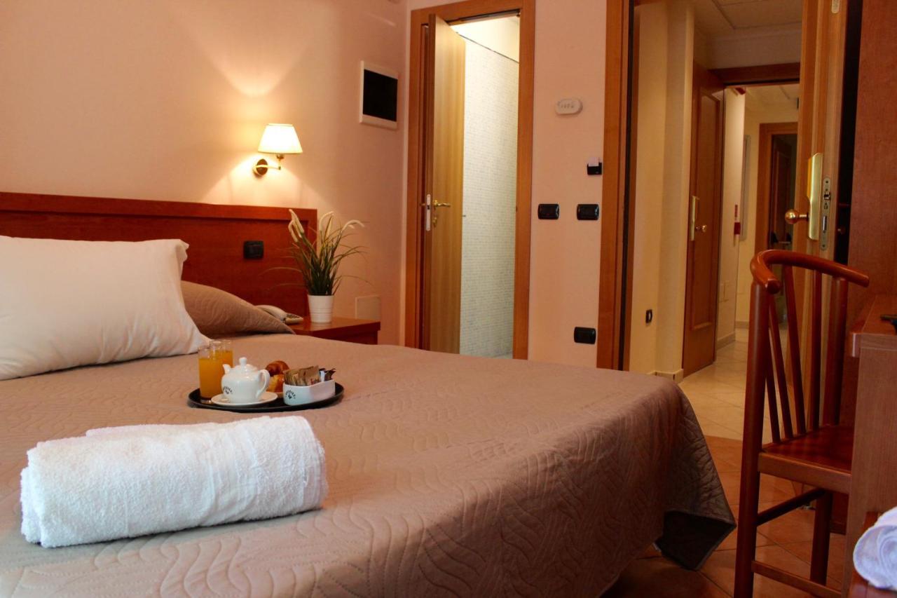 Depandance Hotel Jole 切塞纳蒂科 外观 照片