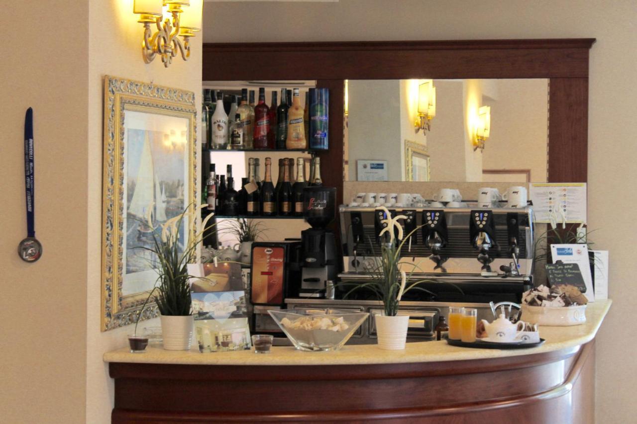 Depandance Hotel Jole 切塞纳蒂科 外观 照片